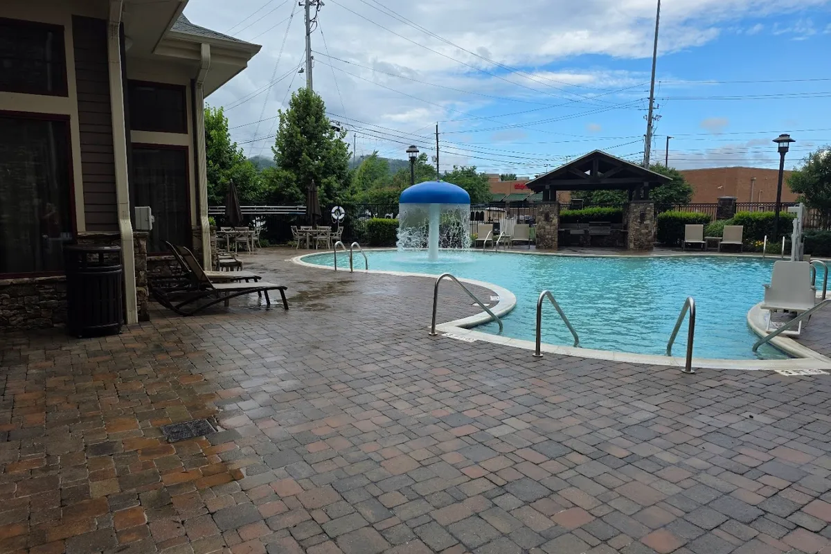 Black Fox Lodge Pigeon Forge, Tapestry Collection by Hilton pool area - Hotel in Pigeon Forge, Tennessee