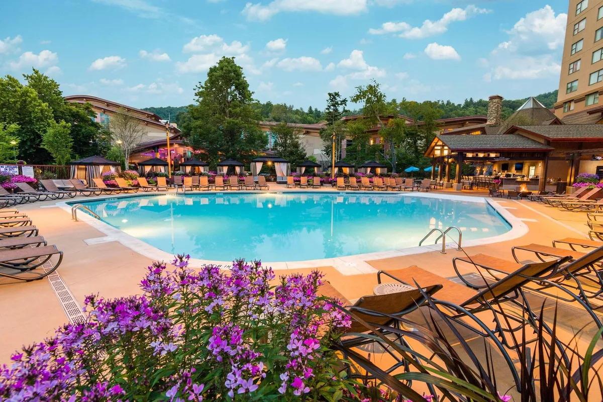 Harrah's Cherokee Casino Resort pool area - Resort hotel in Cherokee, Tennessee