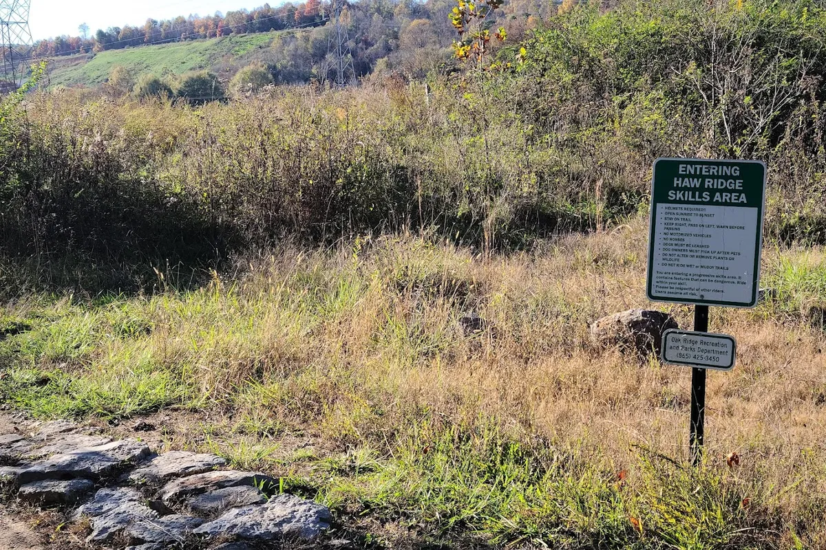 Haw Ridge Park, Trailhead 2 detail shot - Hiking area in Oak Ridge, Tennessee