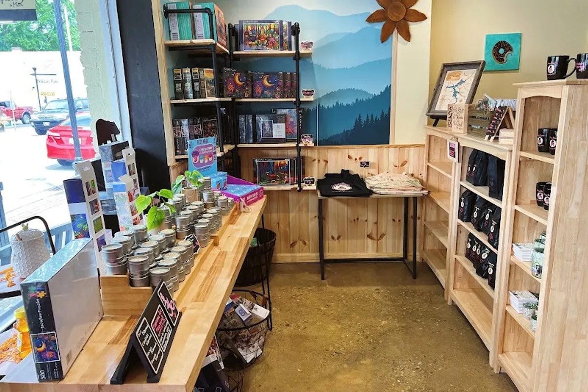 Honey Bear's Bakery & More restaurant in Bryson City