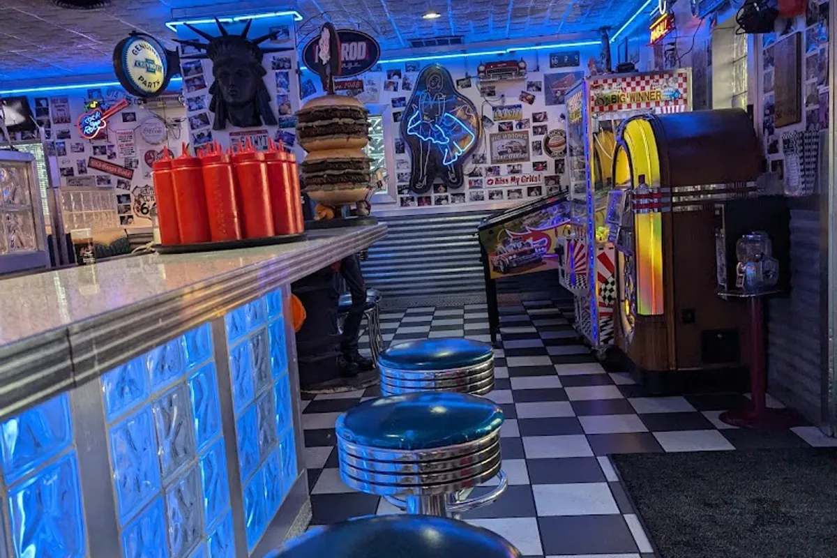 Hot Rods 50's Diner restaurant in Alcoa
