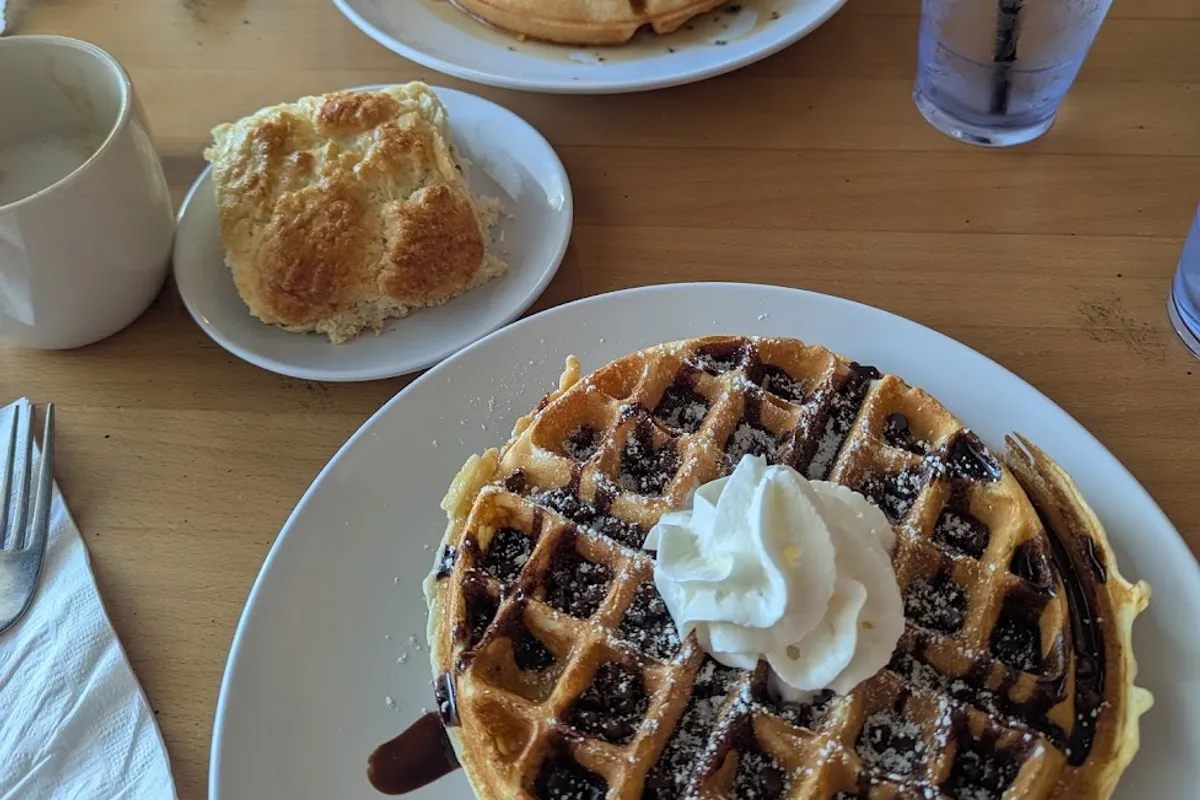 Lucy in the Rye outdoor patio - Family restaurant in Sylva, Tennessee