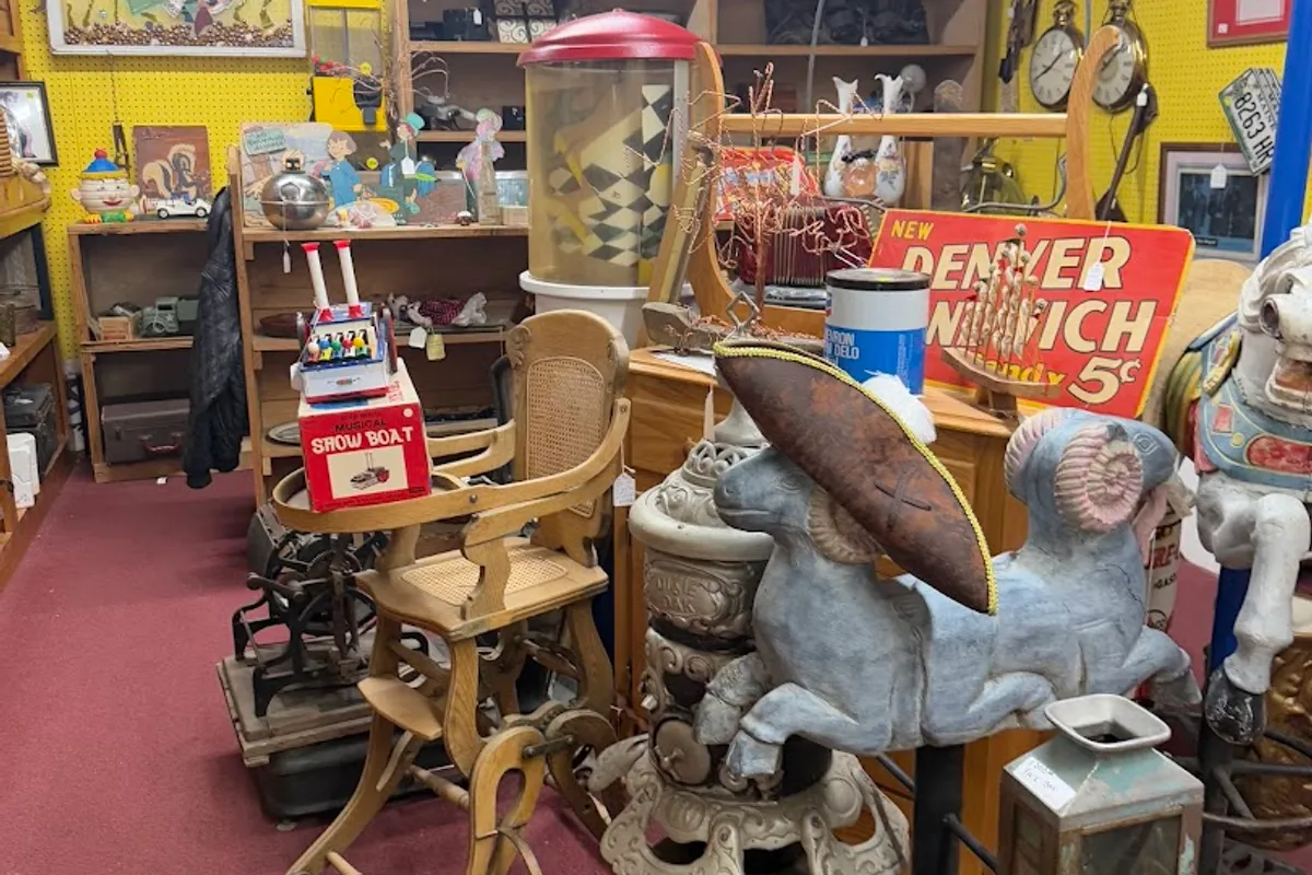 Memory Lane Antique Mall detail shot - Antique store in Sevierville, Tennessee