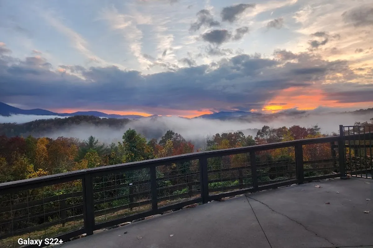 Mtn view mansion - Camping cabin in Gatlinburg