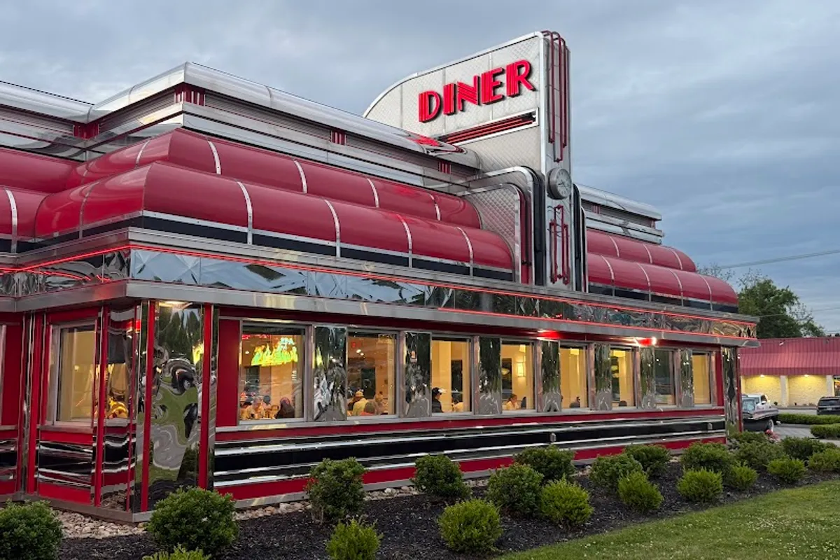 Sunliner Diner restaurant in Pigeon Forge